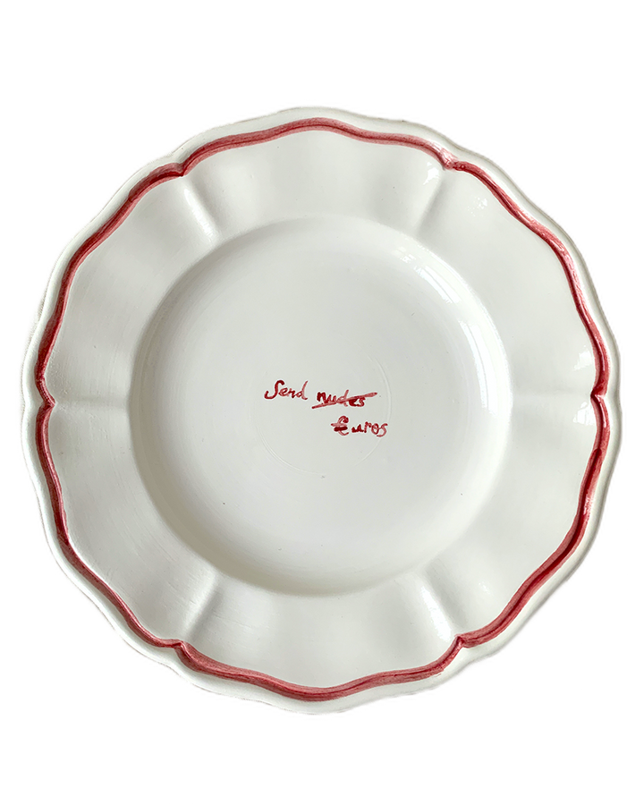 "Send N*des" Fil Rouge Plate