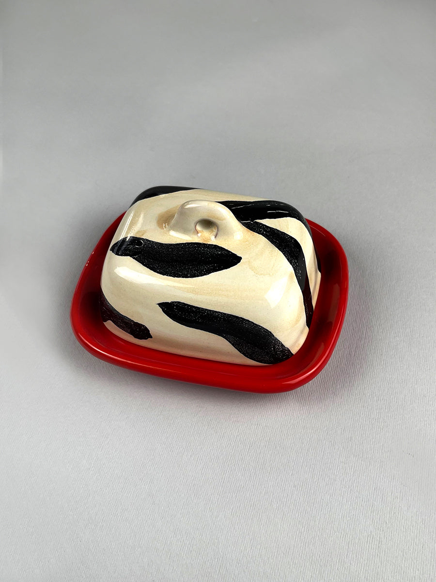 BURRIERA ANIMALIER - piattino rosso Ferrari e  coperto zebrato 
