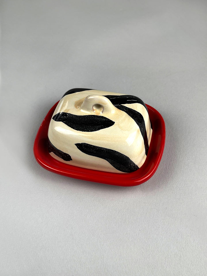 BURRIERA ANIMALIER - piattino rosso Ferrari e  coperto zebrato 