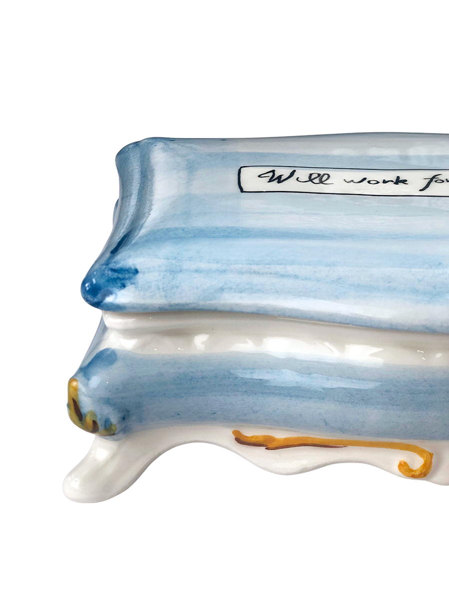 Portagioie “Will work for jewelry ”