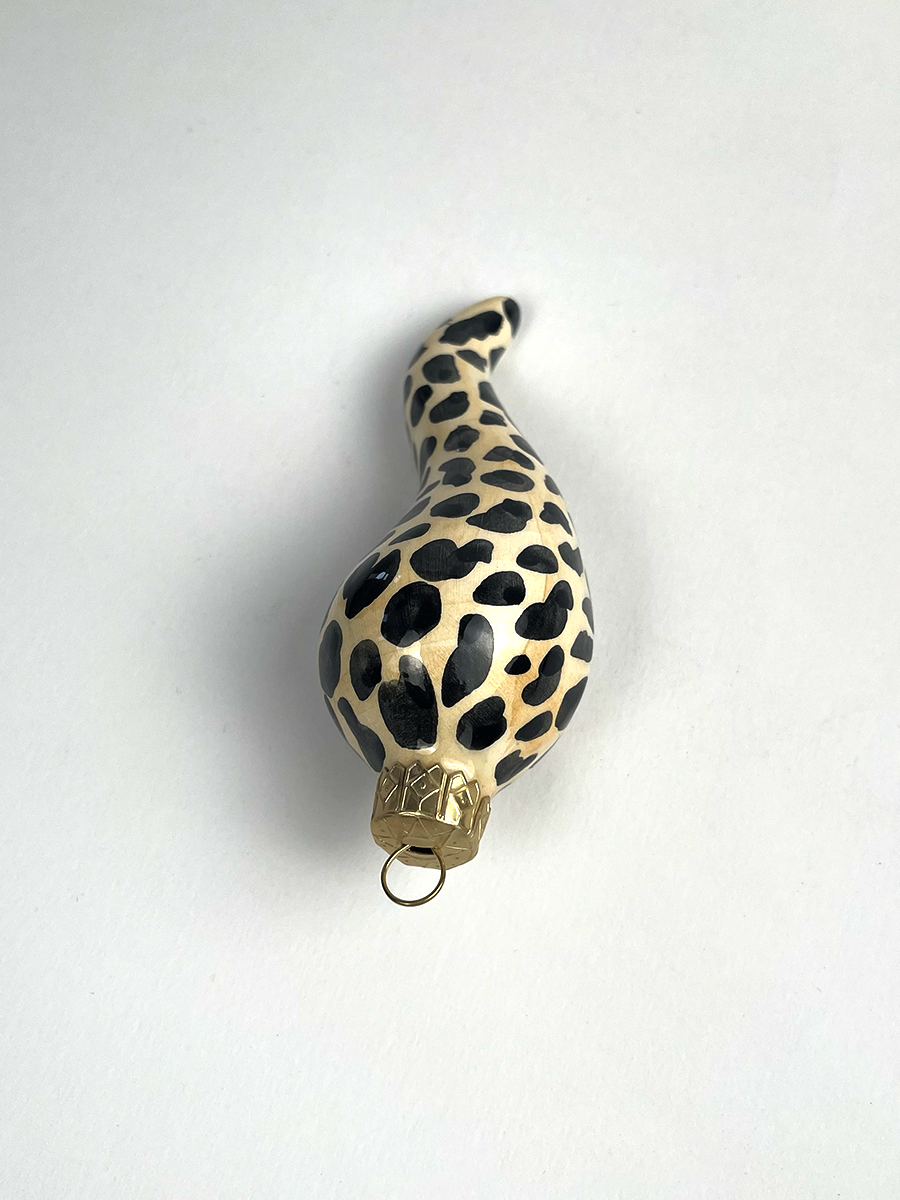 CHRISTMAS COLLECTION - Spotted Horn Ornament