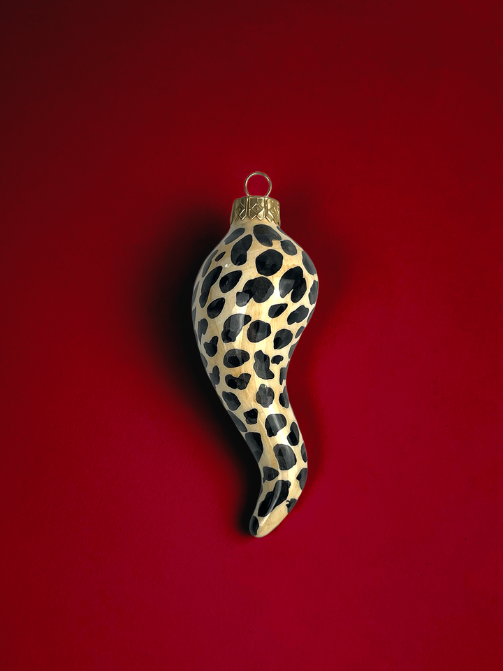CHRISTMAS COLLECTION - Spotted Horn Ornament